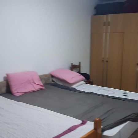 Ferienwohnung Makedonyada Kiralik Ev Ve Arac Hizmeti Ile Birlikte Skopje Exterior foto